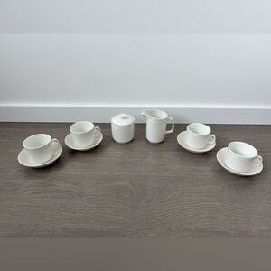 | Johnson Brothers | Athena | Dinnerware Collection